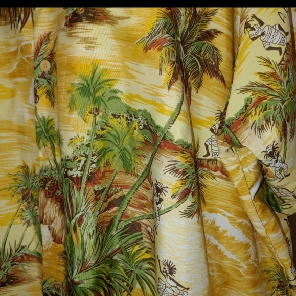 VINTAGE Hawaiian shirt - Picture 3 of 7